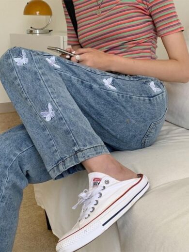 Women's Loose All-match Butterfly Embroidered Straight Jeans - Image 6